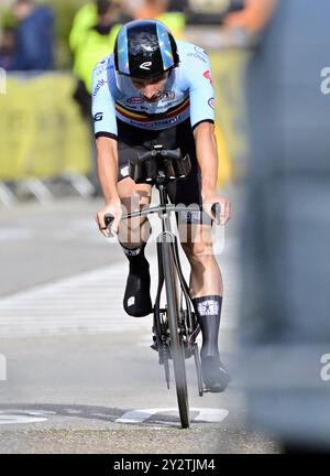 Hasselt, Belgio. 11 settembre 2024. Il belga Victor Campenaerts reagisce dopo la cronometro Elite Men al Campionato europeo 2024, a Hasselt, mercoledì 11 settembre 2024. I Campionati europei di ciclismo su strada 2024 si svolgeranno dall'11 al 15 settembre a Limburgo, in Belgio. BELGA FOTO DIRK WAEM credito: Belga News Agency/Alamy Live News Foto Stock