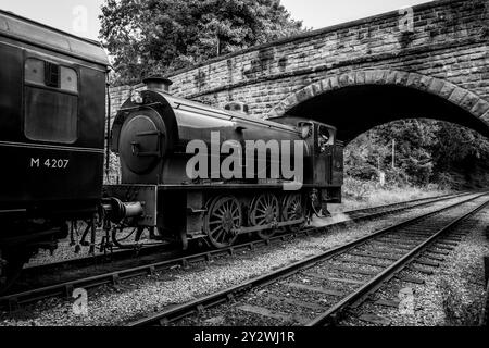 W Bagnall 0-6-0T: 68012 "The Duke", una locomotiva a vapore conservata che opera sulla ferrovia della valle di Ecclesbourne. Foto Stock