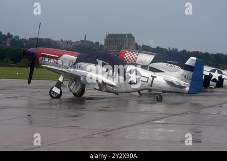 Una versione CAC CA-18 Mk.21 Mustang del caccia Mustang P-51 di nome Jersey Jerk all'aeroporto di Brighton City Foto Stock