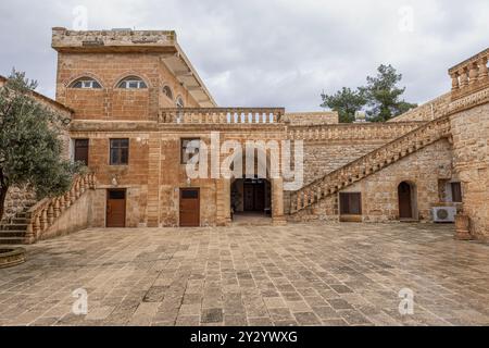 Chiesa ortodossa siriana dedicata a Santa Maria nel villaggio di Anitli noto anche come Hah, Mardin, Turchia . Storica chiesa di mardin midyat vergine mary. Foto Stock