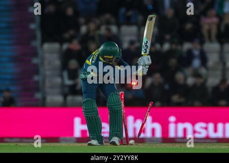 Sean Abbott è stato guidato dall'Inghilterra Jofra Archer (Sussex) per 4 durante la partita England Men vs Australia 1st Vitality IT20 cricket all'Utilita Bowl, Southampton, Inghilterra, Regno Unito l'11 settembre 2024 Credit: Every Second Media/Alamy Live News Foto Stock