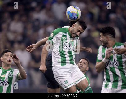 San Paolo, Brasile. 11 settembre 2024. SP - SAN PAOLO - 09/11/2024 - COPPA DEL BRASILE 2024, CORINTHIANS x JUVENTUDE - Gustavo Henrique giocatore del Corinthians durante la partita contro la Juventude allo stadio Arena Corinthians per il campionato di Coppa del Brasile 2024. Foto: Alan Morici/AGIF (foto di Alan Morici/AGIF/Sipa USA) credito: SIPA USA/Alamy Live News Foto Stock