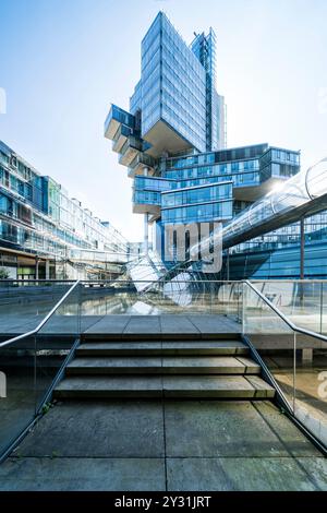 Vista dal cortile interno/fronte della Norddeutsche Landesbank all'edificio principale Foto Stock