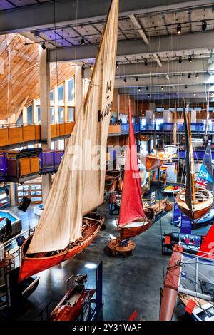 Salone delle barche presso il National Maritime Museum di Falmouth, Cornovaglia, Regno Unito Foto Stock