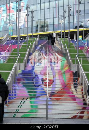 Londra, Regno Unito. 10 settembre 2024. La "Swifty Steps" allo stadio di Wembley, come la scalinata di Piazza di Spagna, è stata dipinta con un'immagine di Taylor Swift. Taylor Swift, Wembley Stadium, Londra, Regno Unito il 10 settembre 2024. Crediti: Paul Marriott/Alamy Live News Foto Stock