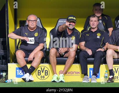 Dortmund, Germania. 7 settembre 2024. Firo: 07.09.2024, calcio, 1.Bundesliga, 1.Liga, stagione 2024/2025, BVB, Borussia Dortmund, partita d'addio Lukasz Piszczek, sinistra e Jakub Blaszczykowski, allenatore Jurgen Klopp con il manager Michael ZORC/dpa/Alamy Live News Foto Stock