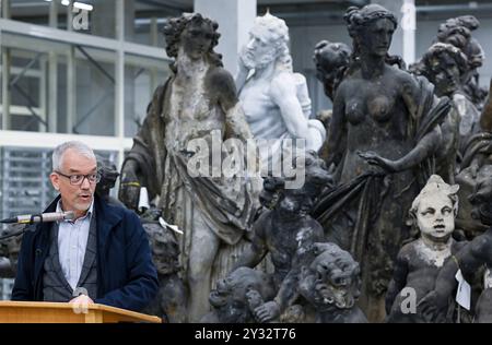 Potsdam, Germania. 11 settembre 2024. Martin Vogtherr, Direttore generale della Fondazione prussiana Palaces and Gardens, all'apertura del deposito di sculture del SPSG. Crediti: Jens Kalaene/dpa/Alamy Live News Foto Stock