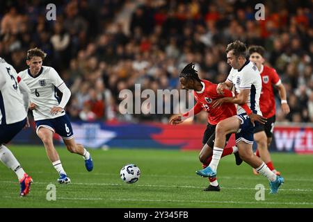 LUTON, INGHILTERRA - SETTEMBRE 09: Thierno ballo durante l'amichevole internazionale U21 tra Inghilterra e Austria a Kenilworth Road il prossimo settembre Foto Stock