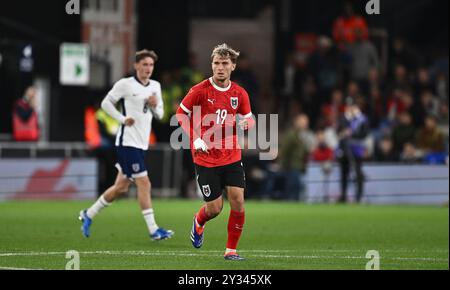 LUTON, INGHILTERRA - SETTEMBRE 09: Alexander Briedl dell'Austria durante l'amichevole internazionale U21 tra Inghilterra e Austria a Kenilworth Road Foto Stock