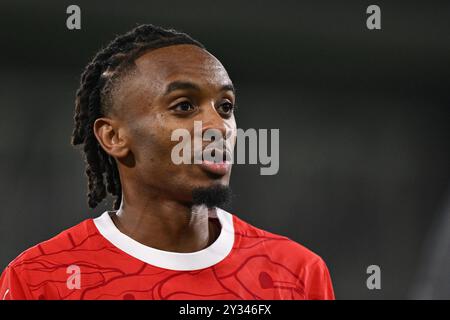 LUTON, INGHILTERRA - SETTEMBRE 09: Thierno ballo d'Austria guarda in anteprima durante l'amichevole internazionale U21 tra Inghilterra e Austria a Kenilwort Foto Stock