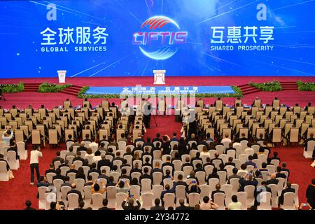 Pechino, Cina. 12 settembre 2024. Il Global Trade in Services Summit della China International Fair for Trade in Services (CIFTIS) 2024 si terrà a Pechino, capitale della Cina, il 12 settembre 2024. Crediti: Chen Zhonghao/Xinhua/Alamy Live News Foto Stock