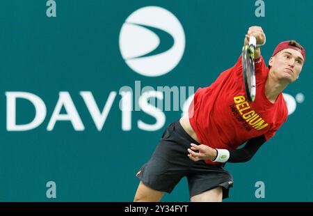 Bologna, Italia. 12 settembre 2024. Il belga Raphael Collignon nella foto durante una sessione di allenamento, in vista della seconda partita del gruppo A della fase A gironi delle finali di Coppa Davis, giovedì 12 settembre 2024, presso l'Unipol Arena, a Bologna, Italia. BELGA PHOTO BENOIT DOPPAGNE credito: Belga News Agency/Alamy Live News Foto Stock