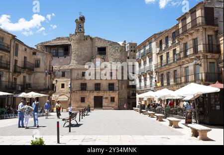 Plaza Mayor nel centro storico di Sepulveda, provincia di Segovia, Castiglia e León, Spagna, Europa Foto Stock