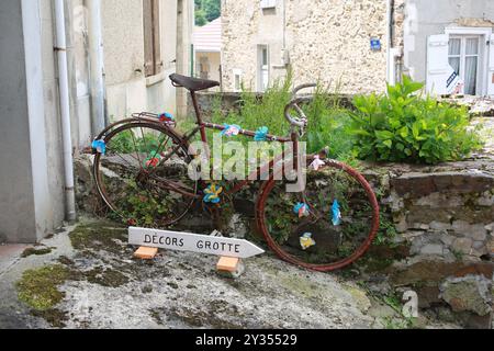 Villaggio francese, Pierre-Buffière, Haut Vienne, Francia Foto Stock