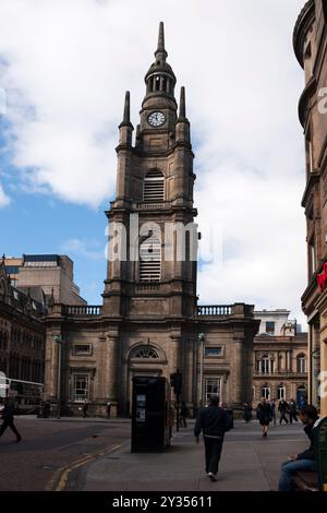 George Street, guardando verso la chiesa di St George Tron, Glasgow Foto Stock