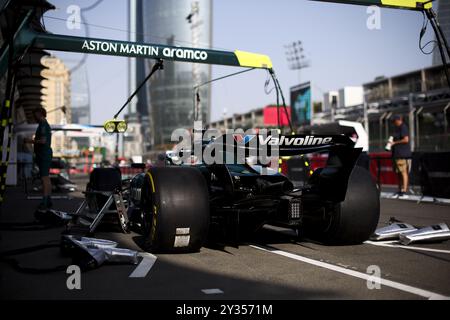 Aston Martin F1 Team, atmosfera durante il Gran Premio di Formula 1 dell'Azerbaigian 2024, 17° round del Campionato del mondo di Formula 1 2024 dal 13 al 15 settembre 2024 sul circuito di Baku City, a Baku, Azerbaigian Foto Stock