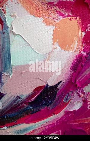 Colorate opere d'arte astratte che mostrano tratti di pennello audaci e tonalità vivaci in uno stile di pittura contemporaneo Foto Stock