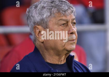 MIRCEA LUCESCU DURANTE LA PARTITA DELLA UEFA NATIONS LEAGUE ROMANIA VS LITUANIA 10.09.2024 BUCAREST, ROMANIA Foto Stock