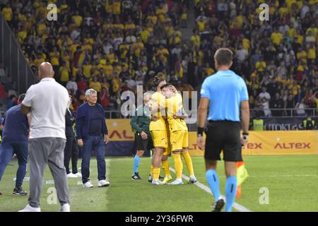 IANIS HAGI , DRAGUSIN E MIRCEA LUCESCU DURANTE LA PARTITA DI UEFA NATIONS LEAGUE ROMANIA VS LITUANIA 10.09.2024 BUCAREST , ROMANIA Foto Stock