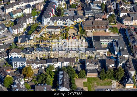 Luftbild, Großbaustelle für Wohngebäude an der Sternbergstraße auf dem ehemaligen Firmengelände Wittkopp und Berninghaus, Neubau für Klima-Kita mit Spielplatz an der Nordstraße, Velbert, Ruhrgebiet, Nordrhein-Westfalen, Deutschland ACHTUNGxMINDESTHONORARx60xEURO *** Sternbergstraße Nordstraße Foto Stock