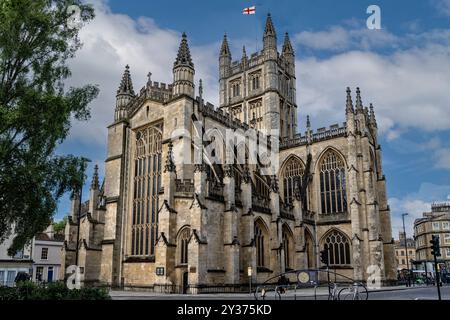 Bath, Inghilterra - 05-29-2024: Storica Abbazia di Bath nel centro storico, Inghilterra Foto Stock