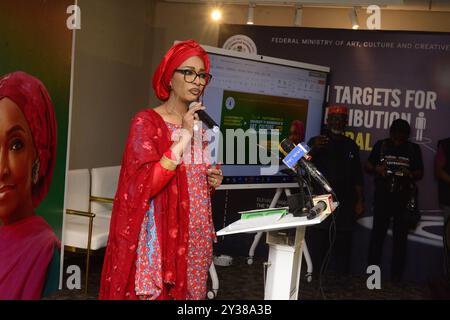 Ikoyi, Nigeria. 11 settembre 2024. Il Ministro dell'Arte, della Cultura e dell'economia creativa, Hannatu Musa Musawa, parla durante la tavola rotonda 'Corporate Partners' con Corporate Nigeria' del Ministero dell'Arte, della Cultura e dell'economia creativa per commercializzare il suo piano di crescita dell'economia creativa da 100 miliardi di dollari ai partner aziendali di Ikoyi, Lagos, Nigeria, l'11 settembre 2024. (Foto di Adekunle Ajayi) credito: NurPhoto SRL/Alamy Live News Foto Stock