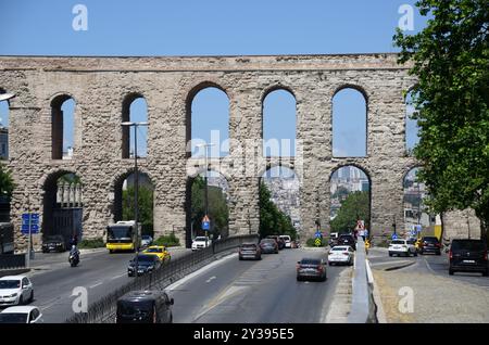 Acquedotto di Valens, Fatih, Istanbul, Turchia, Europa-Asia Foto Stock