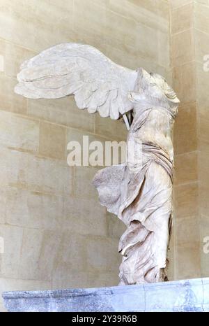 La Vittoria alata di Samotracia, scuola rodiana, periodo ellenistico, 190 a.C., II secolo a.C. Marble, Musée du Louvre, Parigi, Francia Foto Stock