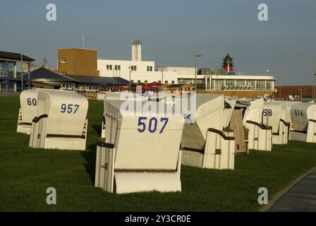 Sedie a sdraio a Buesum, Schleswig-Holstein, Germania, Europa Foto Stock