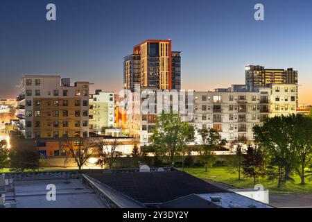 Bloomington, Minnesota, Stati Uniti, paesaggio urbano all'alba. Foto Stock