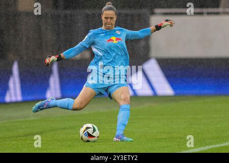 Elvira Herzog (RB Leipzig, 01), FC Bayern Muenchen vs. RB Leipzig, Fussball, Google Pixel Frauen-Bundesliga, 2. Spieltag, Saison 2024/25, 13.09.2024, LE NORMATIVE DFB VIETANO QUALSIASI USO DI FOTOGRAFIE COME SEQUENZE DI IMMAGINI, foto: Eibner-Pressefoto/Jenni Maul Foto Stock