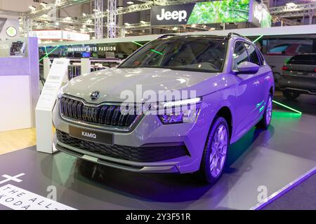 ATENE, GRECIA - 15 NOVEMBRE 2019: Skoda Kamiq al Motor Show Aftokinisi Anytime 2019. Foto Stock