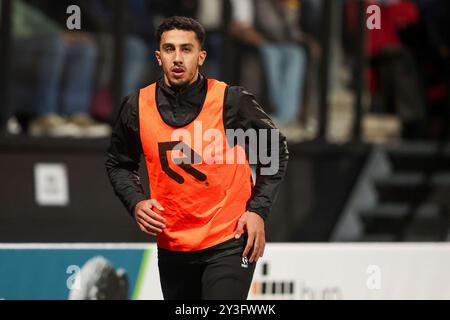 Rotterdam, Paesi Bassi. 13 settembre 2024. ROTTERDAM, PAESI BASSI - 13 SETTEMBRE: Riscaldamento di Reda Kharchouch di Telstar durante l'incontro olandese Keuken Kampioen Divisie tra Excelsior Rotterdam e Telstar al Van Donge & De Roo Stadion il 13 settembre 2024 a Rotterdam, Paesi Bassi. (Foto di Hans van der Valk/Orange Pictures) credito: dpa/Alamy Live News Foto Stock