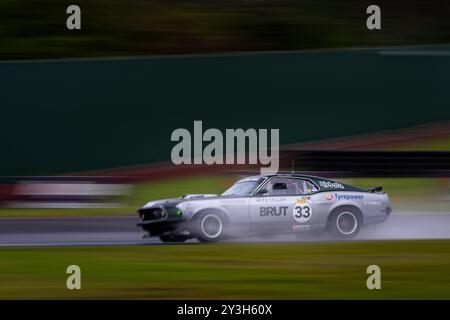 Sandown Park, Victoria, Australia. 14 settembre 2024. CALLUM WALKER (33) alla curva 3 durante la sessione mattutina per la Touring Car Masters Series al Penrite Oils Sandown 500 del 2024 al Sandown International Motor Raceway, Sandown Park (immagine di credito: © James Forrester/ZUMA Press Wire) SOLO PER USO EDITORIALE! Non per USO commerciale! Foto Stock