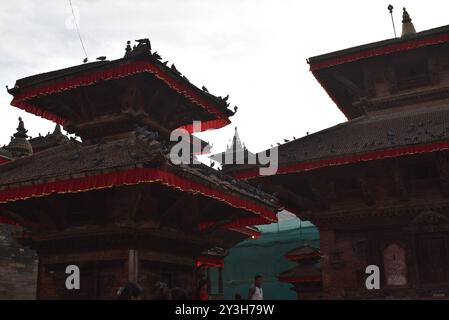 Hanuman Dhoka Durbar Square, situato nel cuore di Kathmandu, Nepal, è un'affascinante testimonianza della ricca storia e cultura di Kathmandu Foto Stock