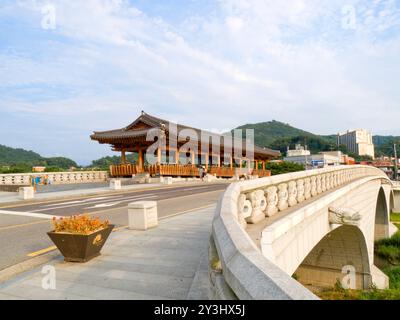 Villaggio di eonju Hanok tradizionale città coreana a Jeonju, Jeonbuk, Corea del Sud. Foto Stock