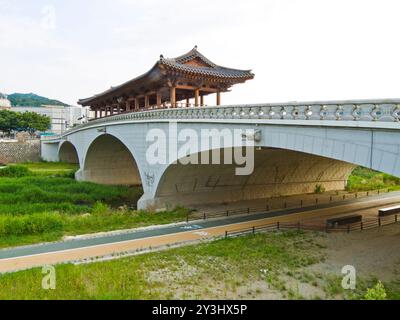 Villaggio di eonju Hanok tradizionale città coreana a Jeonju, Jeonbuk, Corea del Sud. Foto Stock