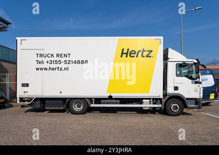 Hertz Truck rent MAN TGL Foto Stock