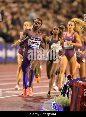 Noélie Yarigo del Benin gareggia nella gara femminile dei 800 m alle finali di atletica Memorial Van Damme Diamond League al King Baudouin Stadium di Bru Foto Stock