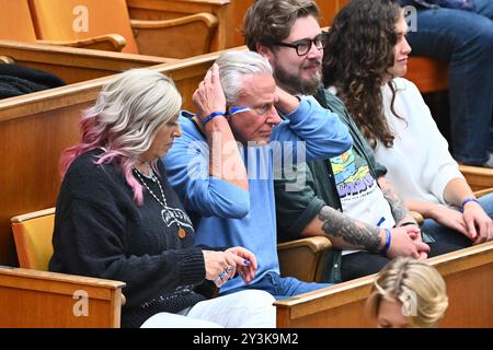Stoccolma, Svezia. 14 settembre 2024. STOCCOLMA, SVEZIA 20240914 Patricia e Björn Borg sul posto il sabato quando il loro figlio Leo Borg gioca durante le qualificazioni alla Coppa Davis tra Svezia e India nella Royal Tennis Hall di Stoccolma, Svezia, 14 settembre 2024. Foto: Claudio Bresciani/TT/codice 10090 credito: TT News Agency/Alamy Live News Foto Stock