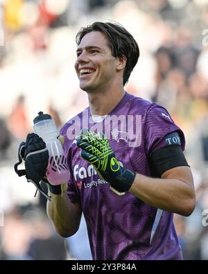 Widell ZETTERSTROM (portiere della contea di Derby) durante la partita del Campionato Sky Bet Derby County vs Cardiff City al Pride Park Stadium, Derby, Regno Unito, 14 settembre 2024 (foto di Mark Dunn/News Images) Foto Stock