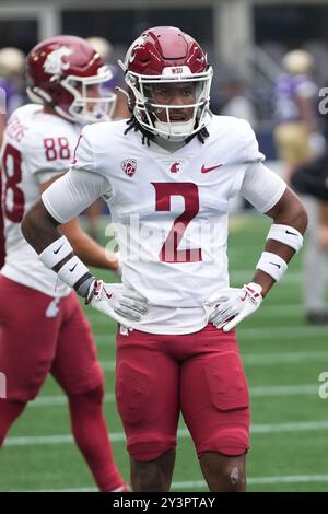 Seattle, Stati Uniti. 14 settembre 2024. Il wide receiver dei Washington State Cougars Kyle Williams (2) si scalda prima dell'Apple Cup 2024 contro i Washington Huskies al Lumen Field di Seattle, Washington, il 14 settembre 2024. (Credito fotografico Nate Koppelman/Sipa USA) credito: SIPA USA/Alamy Live News Foto Stock