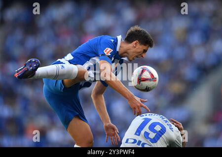 Cornella El Prat, ESP. 14 settembre 2024. RCD ESPANYOL vs DEPORTIVO ALAVES 14 settembre 2024 Kumbulla (4) dell'RCD Espanyol durante la partita tra RCD Espanyol e FC Barcelona corrispondente alla quinta giornata di la Liga EA SPORTS allo stadio RCDE di Barcellona, Spagna. Crediti: Rosdemora/Alamy Live News Foto Stock