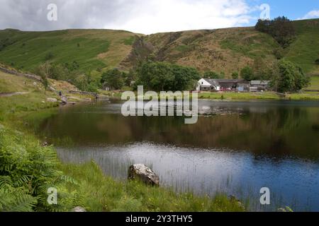 Watendlath e il tarn, Derwent Water, Borrowdale, Lake District, Cumbria, Inghilterra Foto Stock