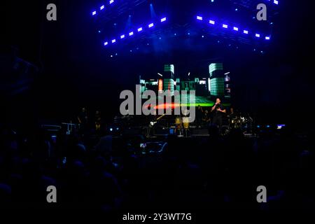 Coral Gables, Florida, Stati Uniti. 13 settembre 2024. Victor Manuelle si esibisce dal vivo sul palco durante "vive el ritmo Miami 2" al Watsco Center il 13 settembre 2024 a Coral Gables, Florida. Crediti: Mpi10/Media Punch/Alamy Live News Foto Stock