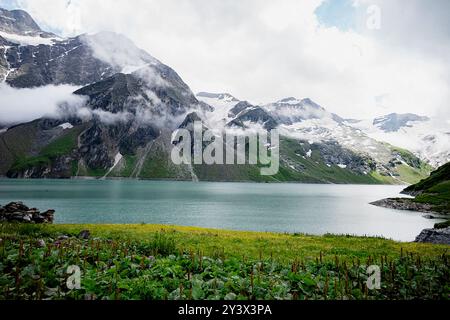 Kaprun, Austria. 11 luglio 2024. «Zell am SEE, Kaprun Mountain Reservoirs, Kaprun, Austria. Mooserboden, Wasserfallboden, Vacanze, escursionisti, turisti, Foto Stock