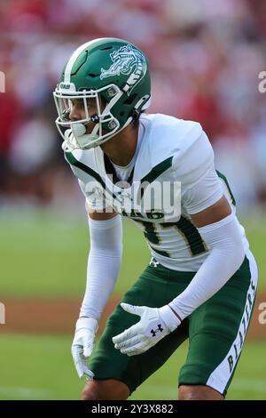 14 settembre 2024: L'angolo posteriore dell'Alabama Birmingham Troy Jakubec #21 guarda nel backfield offensivo prima che la palla venga spezzata. Arkansas sconfisse UAB 37-27 a Fayetteville, AR. Richey Miller/CSM Foto Stock