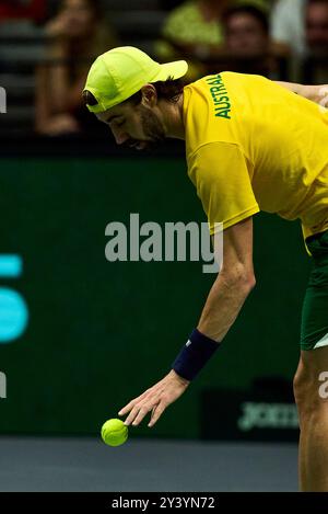 Jordan Thompson, squadra australiana contro la squadra spagnola Pablo Carreno busta, durante la finale di Coppa Davis del gruppo B, il 15 settembre 2024, al Pabellon Municipal de Fuente San Luis (Valencia, Coppa Davis, finale del gruppo B singolo 1 il 15 settembre 2024). Il team spagnolo Pablo Carreno busta ha vinto il 6/2, 2/6, 6/7 (foto di German Vidal Ponce / SOPA Images/Sipa USA) Foto Stock