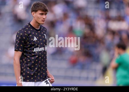 Il difensore italiano della Juventus Nicolo Savona guarda prima della partita di serie A Empoli vs Juventus allo stadio Carlo Castellani il 14 settembre 2024 a Empoli. Foto Stock