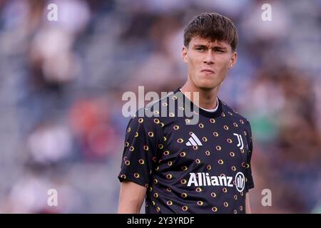 Il difensore italiano della Juventus Nicolo Savona guarda prima della partita di serie A Empoli vs Juventus allo stadio Carlo Castellani il 14 settembre 2024 a Empoli. Foto Stock